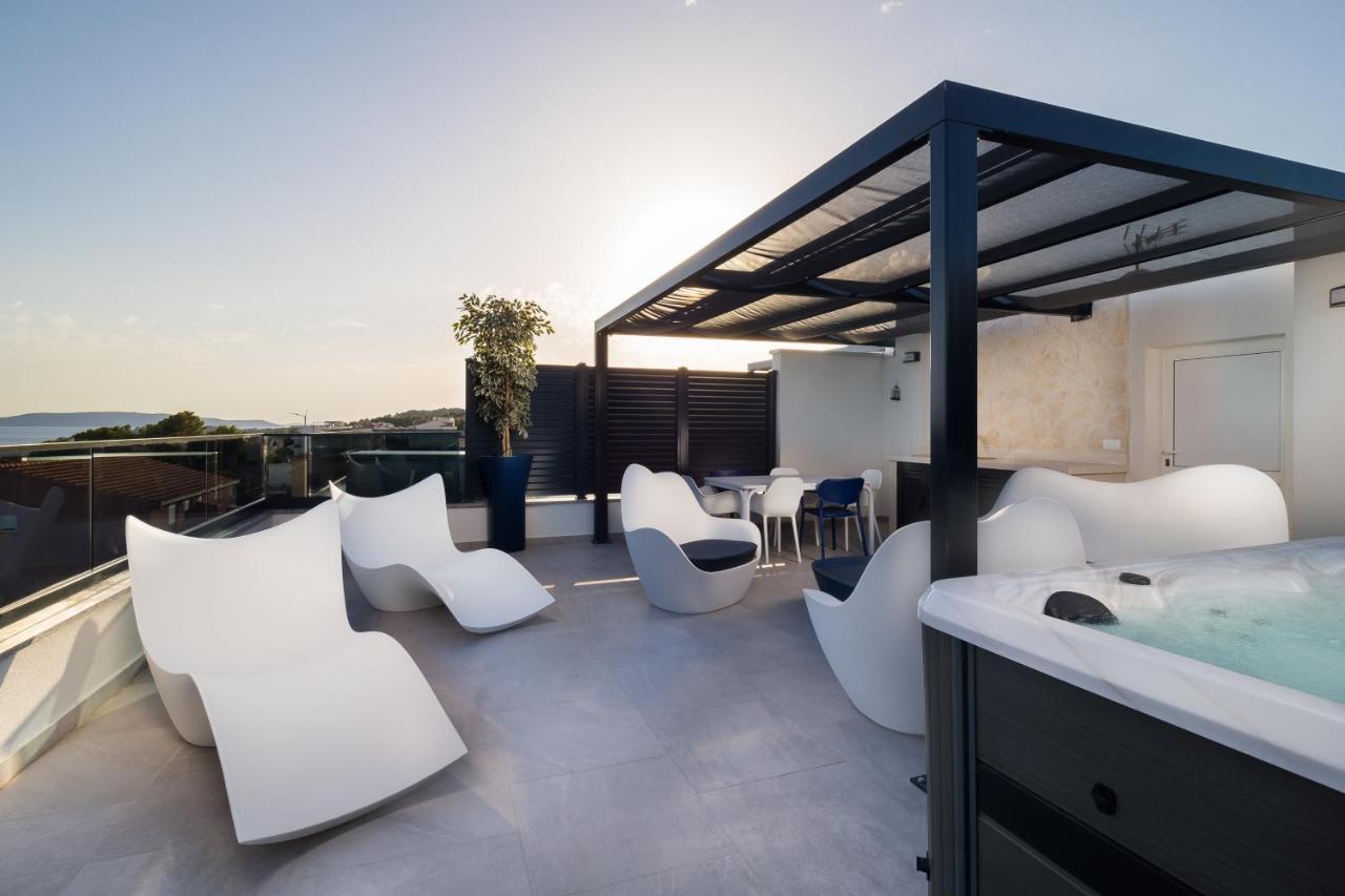 Luxury Apartment- Balcony- Private Rooftop And Jacuzzi- Common Pool Trogir Exterior photo
